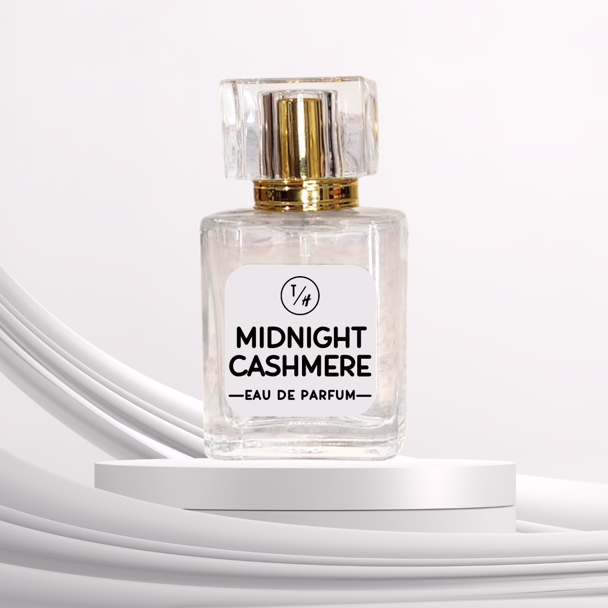 Midnight Cashmere eau de parfum bottle on white background